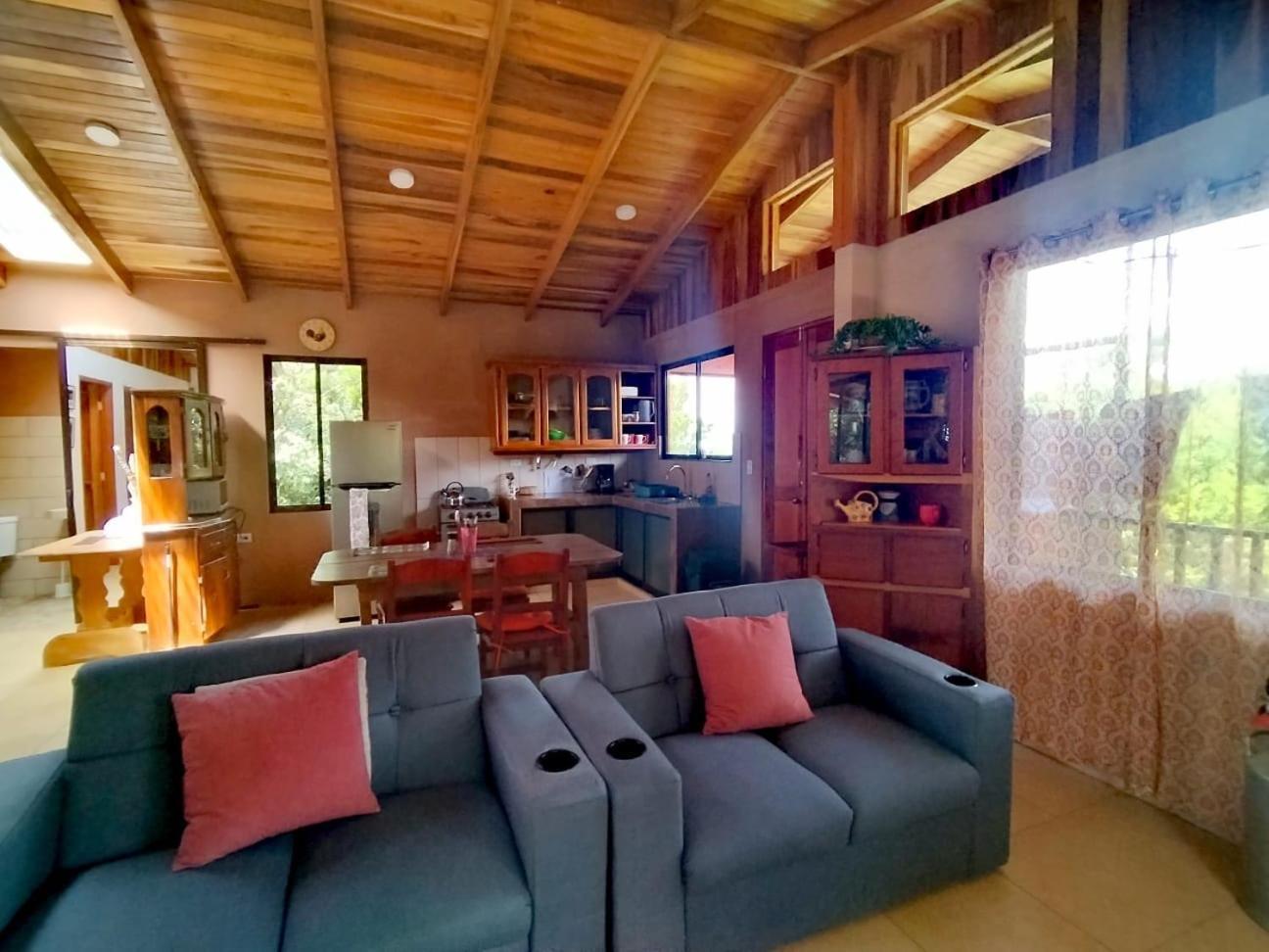 Вилла Casa De Montana Tica Linda Монте-Верде Экстерьер фото